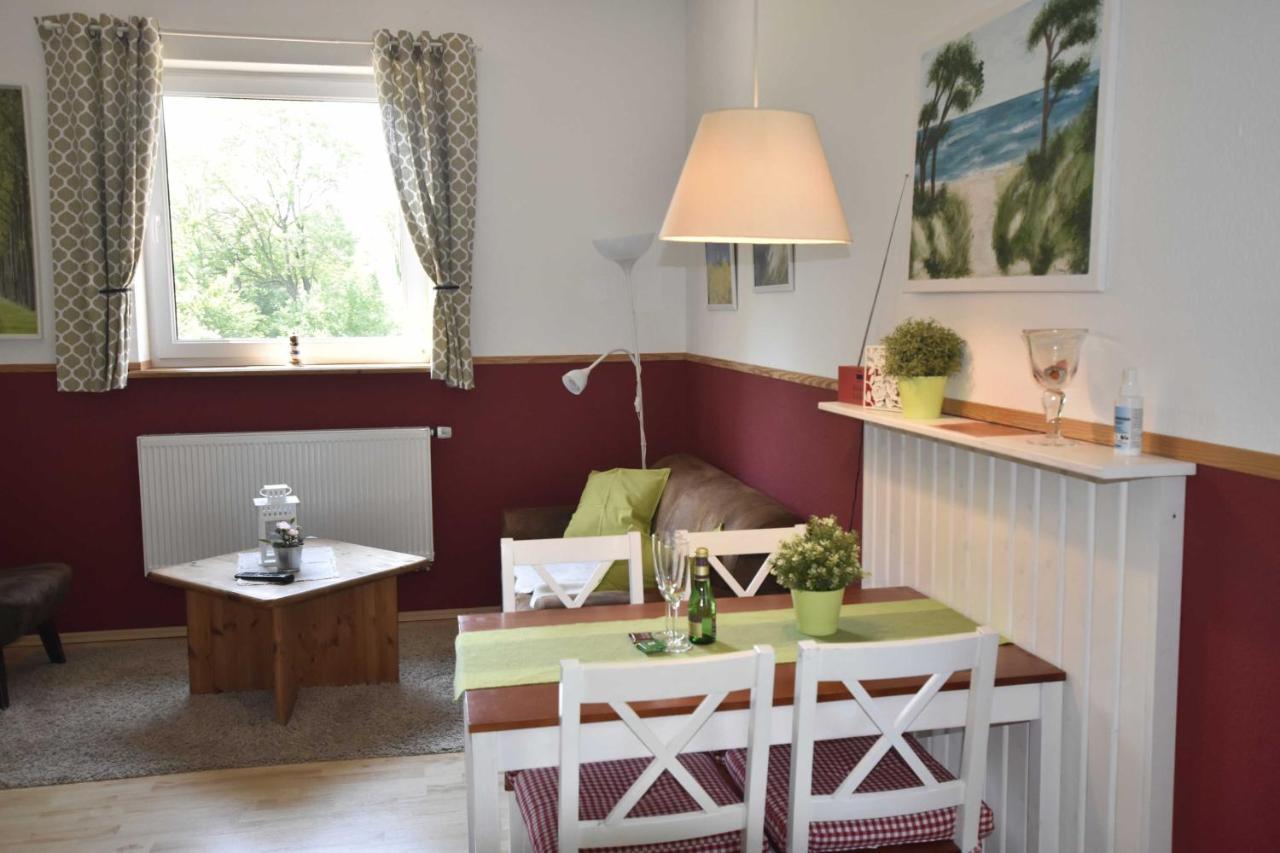 Ferienwohnung Og Im Roten Haus Am Ostsee Radweg Ovs 103 Blowatz 외부 사진